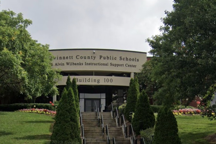 Gwinnett Parents Sound Alarm Over Lifetouch Photos As District Scrambles
