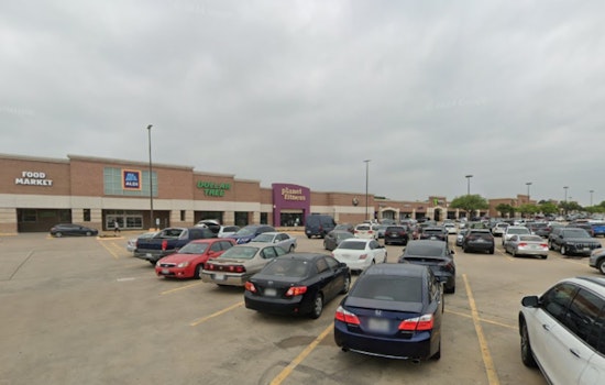 Halal Shawarma Spot Sheesh Kitchen Heads to Frisco Shopping Center