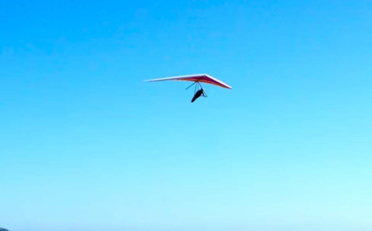 Hang Glider Strikes Power Lines Near Salton Sea, Pilot Airlifted
