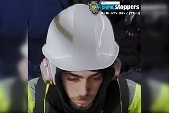 Hard-Hat Creep Clobbers Teen Off East Village Bus, Pulls Knife In Chase