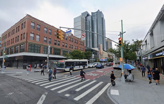 Harlem Mayhem As Car Plows Into Pedestrians Outside Apollo Theater