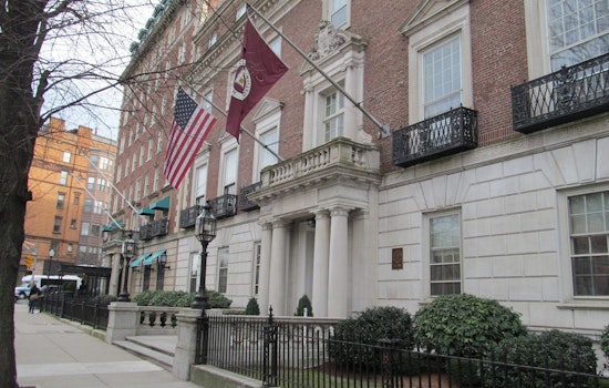 Harvard Club Staffers Revolt, 160 Workers Unionize in Back Bay