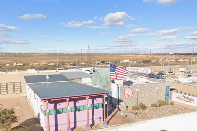 Heat Hits El Paso As Pet Cops Pile On Nearly 300 Citations