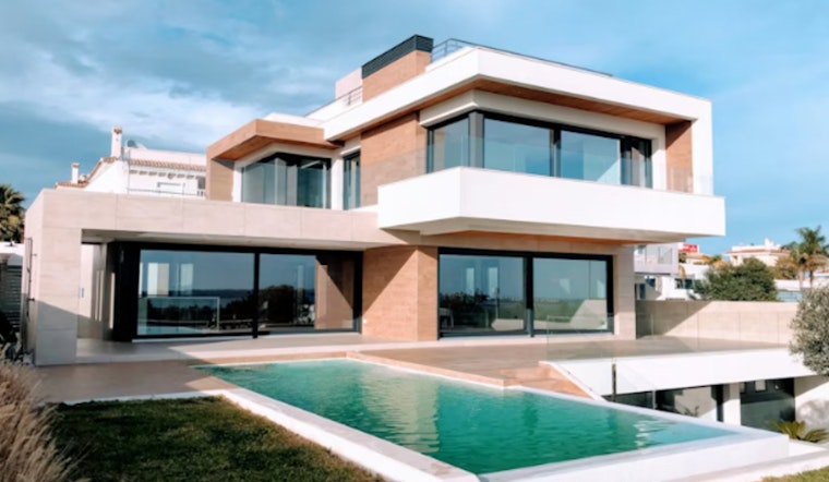 Henderson Hills Go Ultra-Luxe as Blue Heron Drops $50 Million Spec Home Trio