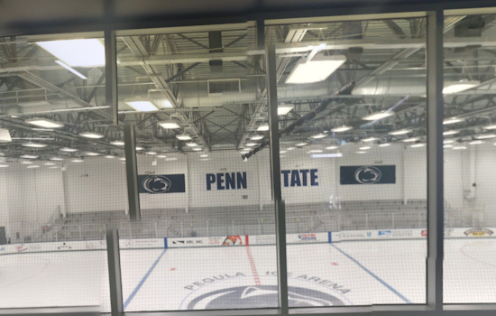 Hockey Valley Erupts as Penn State Women Bring Frozen Four Home