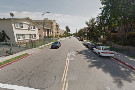 Hollywood Fire Crews Race To Orange Drive Apartment Blaze