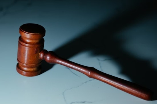 Hollywood Jetcar Seller Hit With Fraud Charges After Buyers Say Rides Never Hit The Water