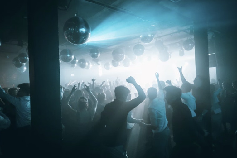 Honolulu Bar Crowd Fumes As 0.05 DUI Crackdown Bill Races Through Capitol