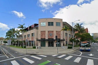 Honolulu Home Ripped From Keehi Stream And Tossed Into The Sea