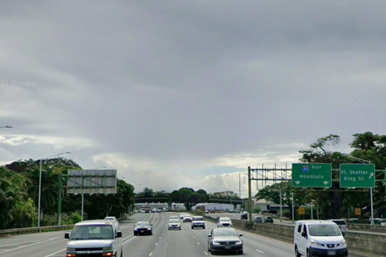 Honolulu Hunkers Down as Soaking Storm and Fierce South Winds Roll In