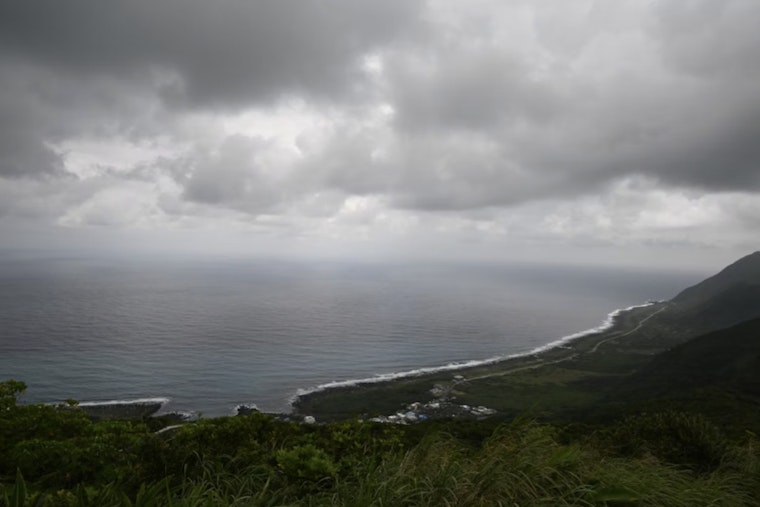 Honolulu On Edge As Next Week’s Soaker And Wind Blast Line Up