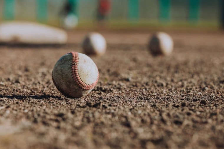 Houston Ballfields Swarmed As Houston 1000 Youth Baseball Invasion Hits Town