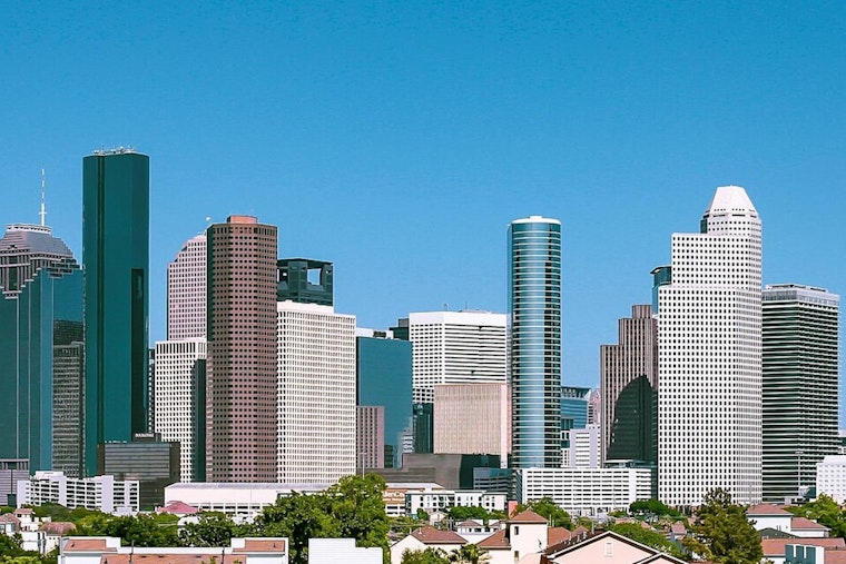 Houston Developers Eye EB-5 Visa Wave as Cash Gets Tight
