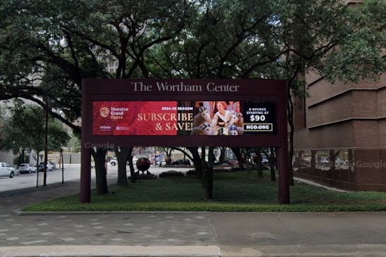 Houston Grand Opera Sends ‘Messiah’ Into Orbit With Wilson’s Surreal Mozart Remix