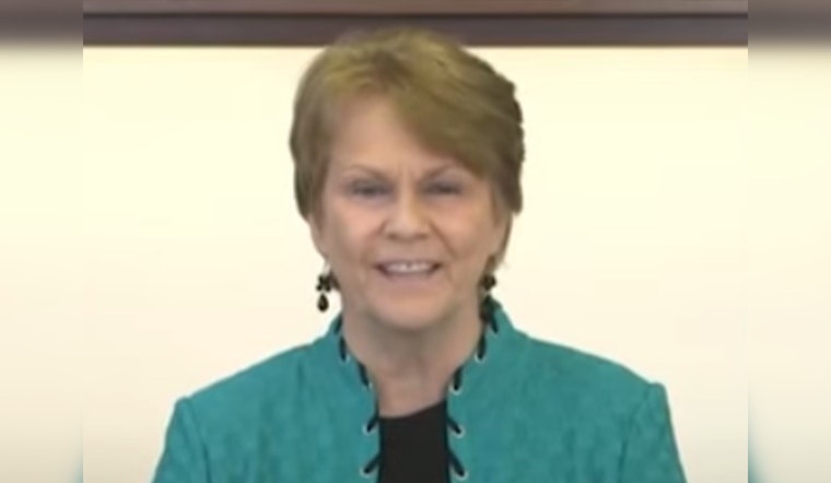 Houston Oil Chief Vicki Hollub Preps Exit as Jackson Lines Up for Oxy Throne