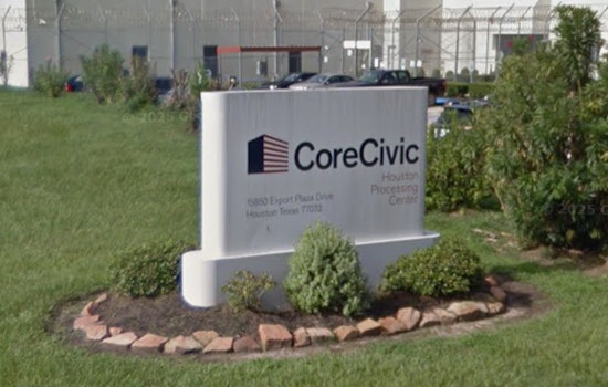 Houston Rep Tours ICE Lockup, Slams Detention Of People Without Convictions