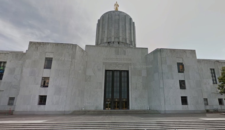 ICE Showdown In Salem As Dems Block Prison Hand-Off Plan