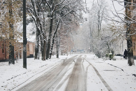 Snow Belt North Of Seattle Braces For Sloppy Monday Commute