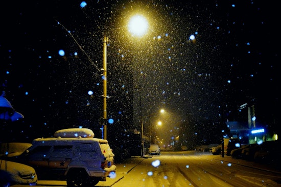 Indianapolis Morning Snow and Slick Roads