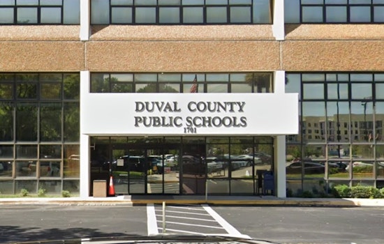 Jacksonville School Cop Quits, Then Gets Cuffed In Alleged Student Romance