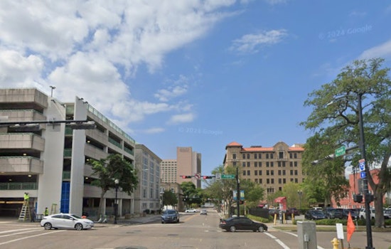 Jacksonville Swelters As Sea Fog And Pop-Up Storms Tag-Team The City