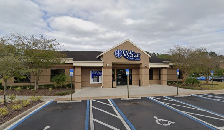 Jacksonville Teen Nabbed After Cops Say He Drove 79-Year-Old On $13K Bank Crawl