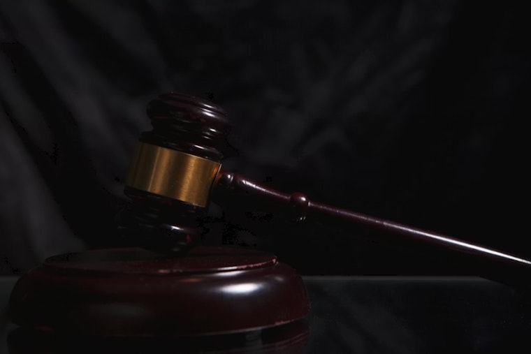 Jax Judge Spares Navy Vets New Jail Time In Chinese Marriage Scam Case