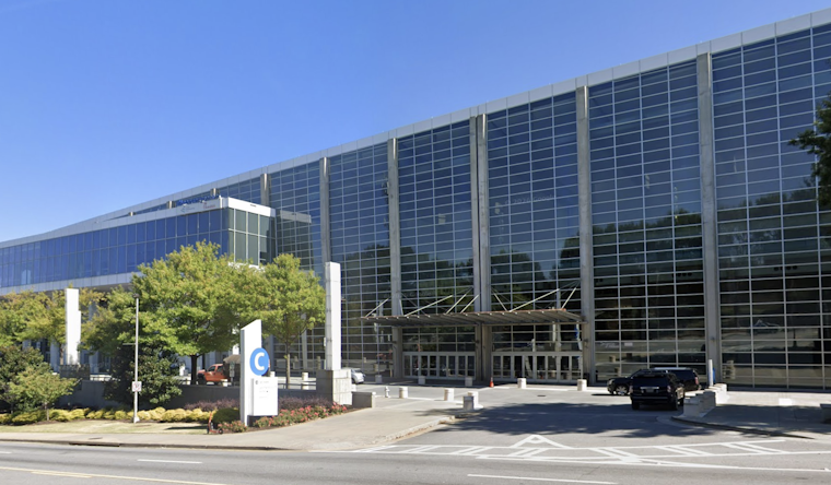 Job-Hungry Atlantans Swarm World Congress Center as Layoffs Mount
