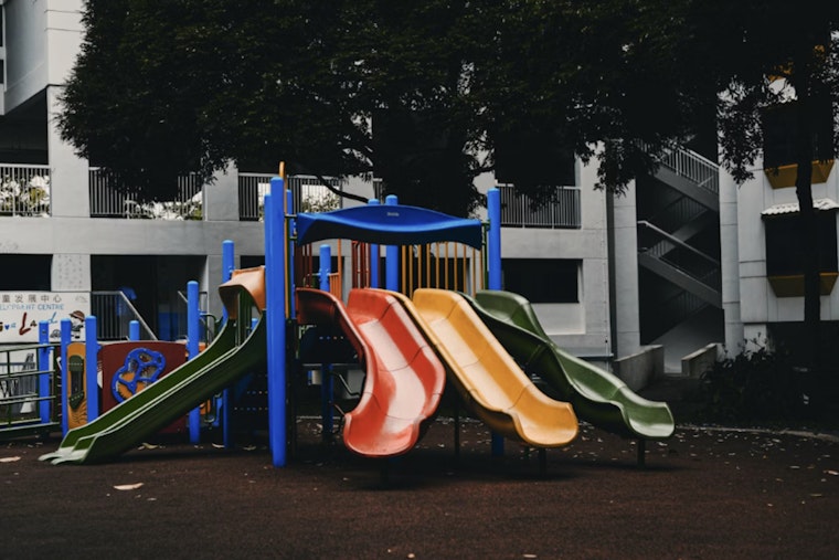 Kailua Parents Cry Foul As Playground Crackdown Bill Clears Key Vote