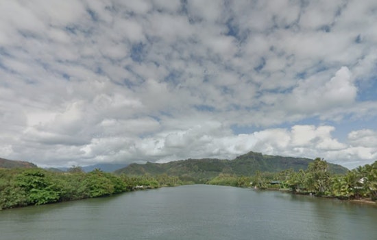 Kaua‘i River Rescue Drama as 19 Kayakers Plucked From Rising Waters