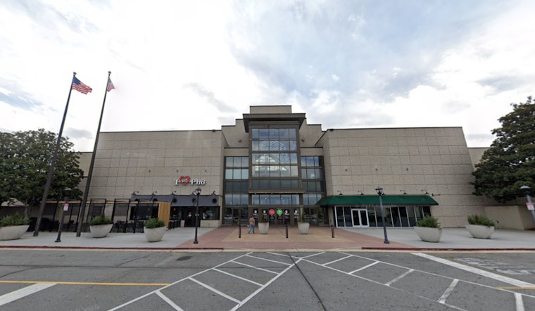 Kennesaw Man Stunned To Find Kids Alone In Running Car At Town Center Mall