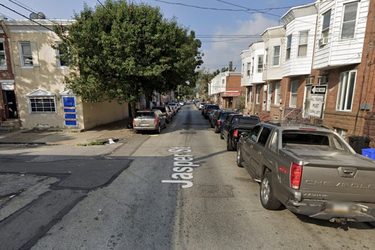 Kensington Chaos as Three Men Shot and Stabbed on Jasper Street