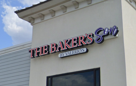 Kissimmee Strip Goes Wild For 4 A.M. Filipino Bread Line