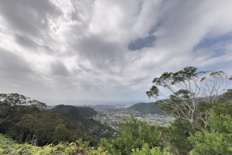 Kona Low Finally Lets Honolulu Breathe, But Muggy Mess Lingers