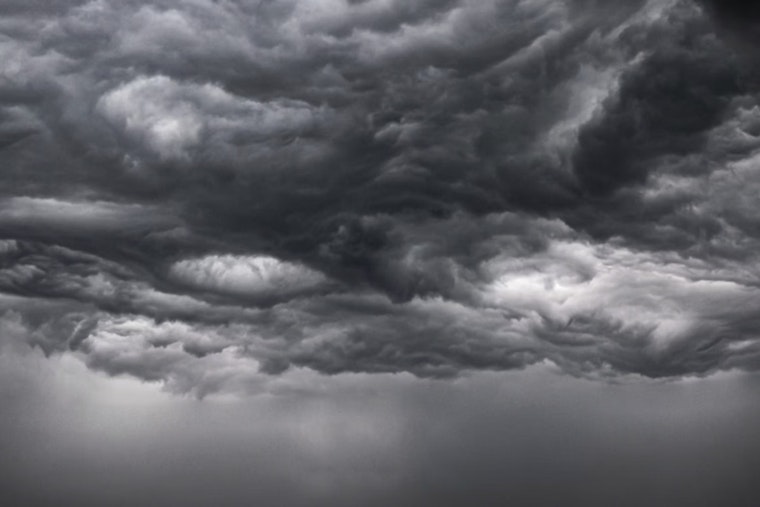 Kona Storm Pummels Honolulu With Flood Fears And 70 mph Gusts