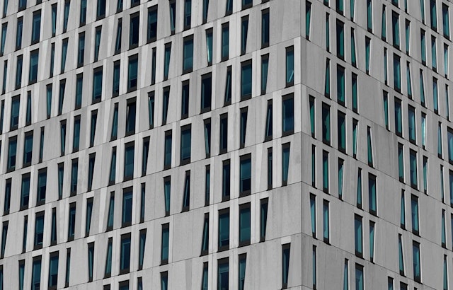 LA Office Markets Struggle as Tech Layoffs Drive Rising Vacancies