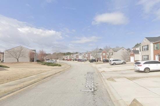 Labonte Parkway Inferno Claims Child After Dramatic Rescue From Mcdonough Townhome