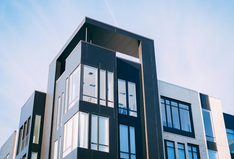 Lake Bluff Condo Prices Hit $2M Amid North Shore Luxury