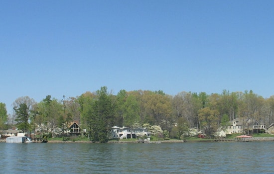 Lake Norman Kayak Outing Ends In Tragedy As Cornelius Crews Recover Missing Boater