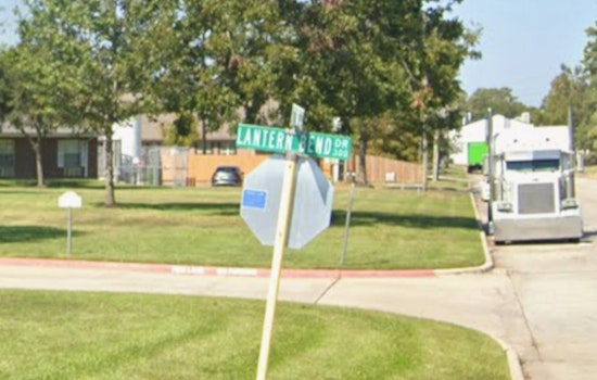 Lantern Bend Foot Chase Ends With Two Suspects Nabbed In Northwest Houston
