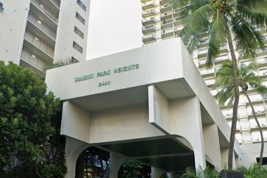 Late-Night Waikiki High-Rise Blaze Chases Resident From Condo