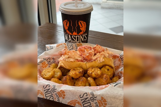 Lobster Roll Invasion: Mason’s Famous Hits Waldorf Shopping Center