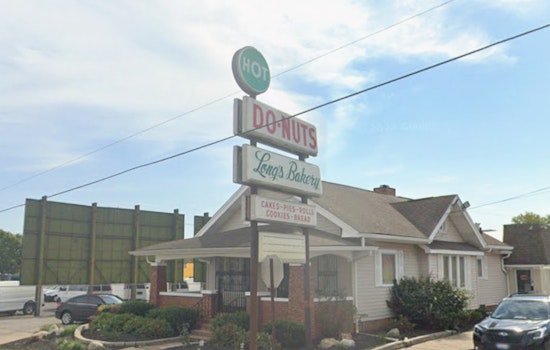 Long’s Bakery Leads Sugar-Coated Showdown Over 16th Street Bridge Closure