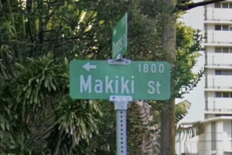 Makiki Mayhem 71-Year-Old Man Stabbed And Rushed To Hospital