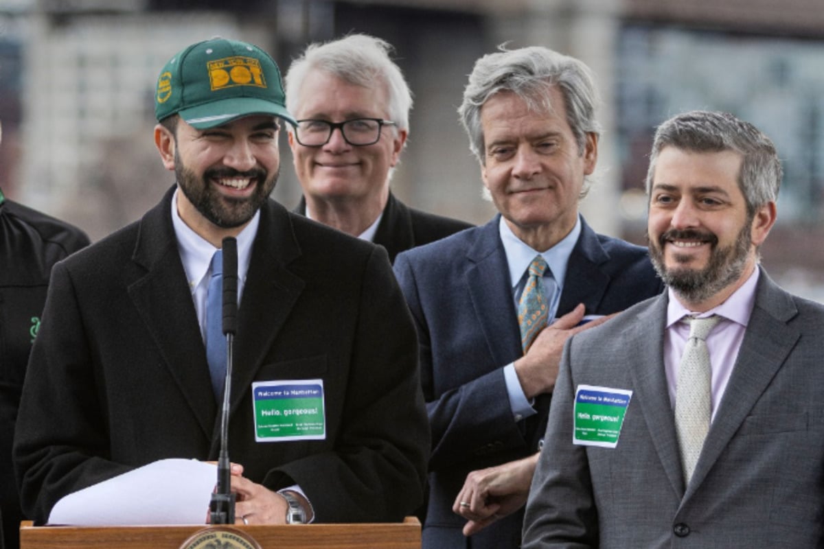 Brooklyn Bridge Manhattan Entrance Gets Protected Bike Lane