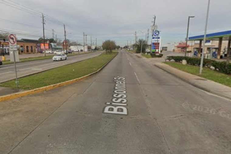 Man Found Dead on Bissonnet in Southwest Houston