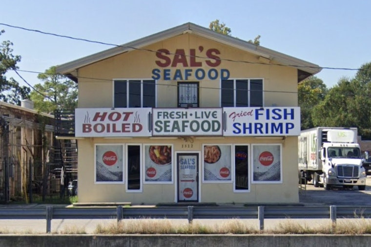 Marrero Reels as Sal’s Seafood Shutters After 45 Years on the West Bank