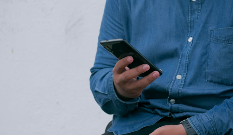 Maryland Lawmakers Advance School Phone Ban