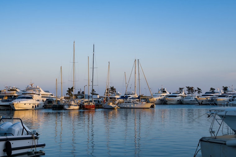 Mega Boat Show Showers Cash on Downtown West Palm, Soaks Workers on Parking