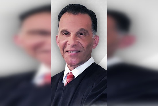 Memphis Judge Bolts Into Rush-Hour Chaos To Snatch Toddler From Traffic